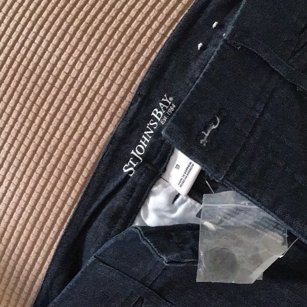 New St John’s Bay Capris size 10 - Picture 2 of 5